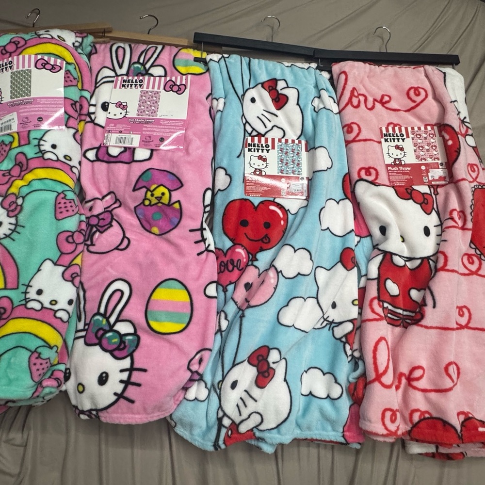 Hello Kitty blanket bundle!!!